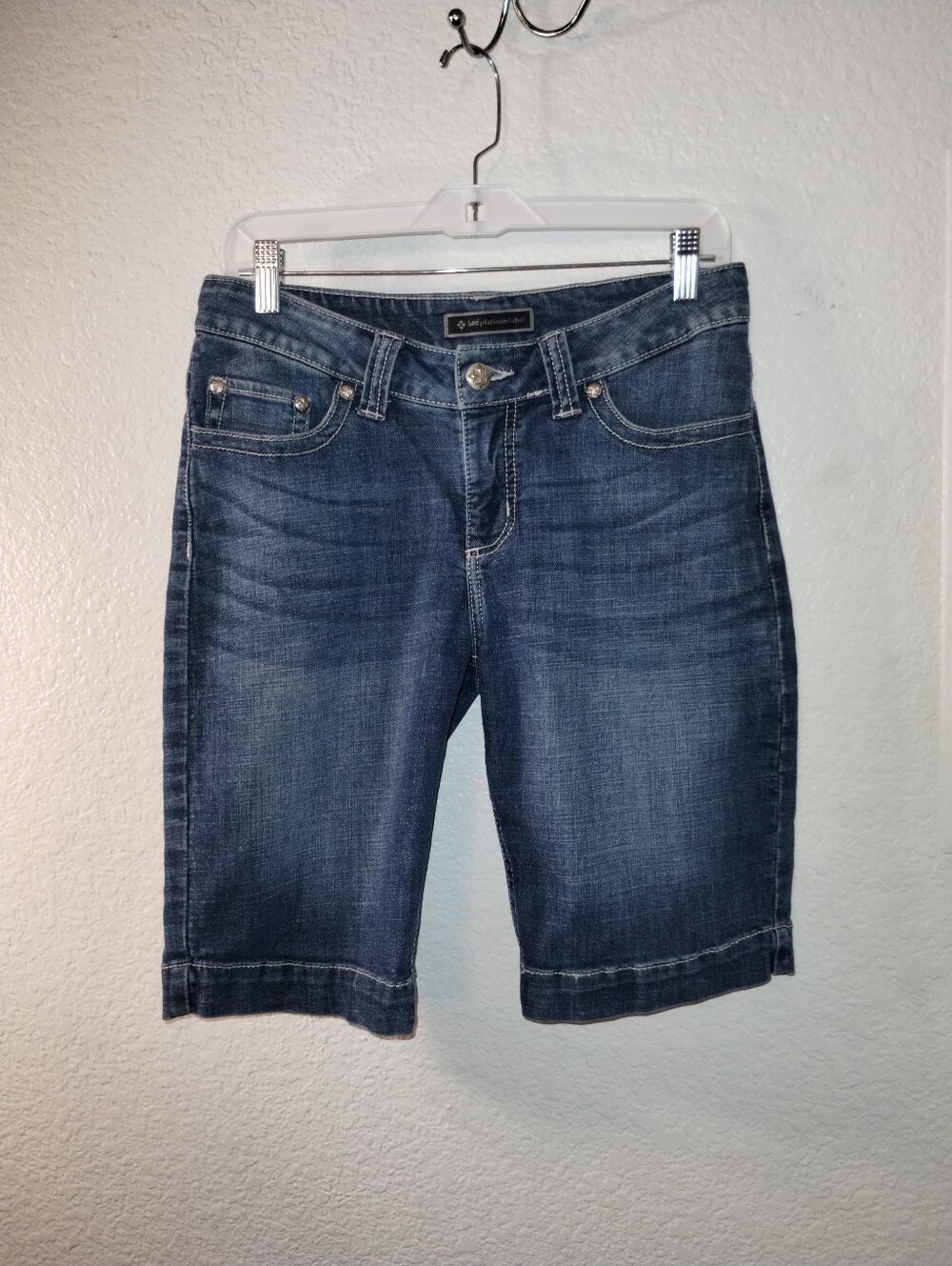 Lee Platinum Label Jean Shorts size 8 Bermuda Embroidery Back Pockets